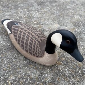 Stoney Point Decoys Signed Hornick 1984 Canada Goose made in USA gold plaque